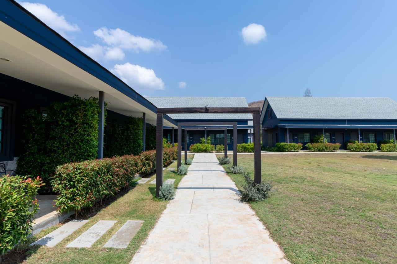 Hotel The Barn Hua Hin Khao Tao Exterior foto